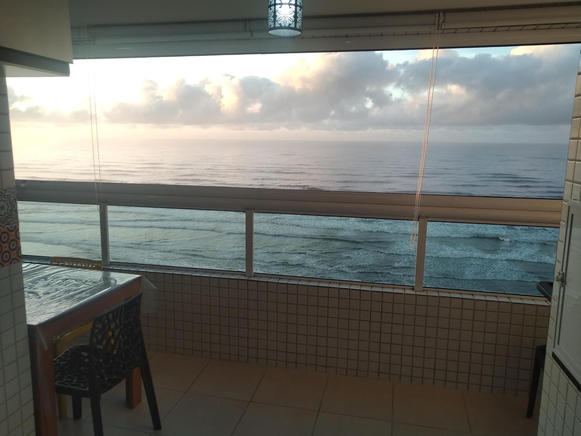 Apartamento Frente Mar Pe Na Areia Praia Grande  Luaran gambar